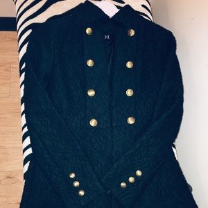 Black military style women’s 🧥 W/ Gold buttons